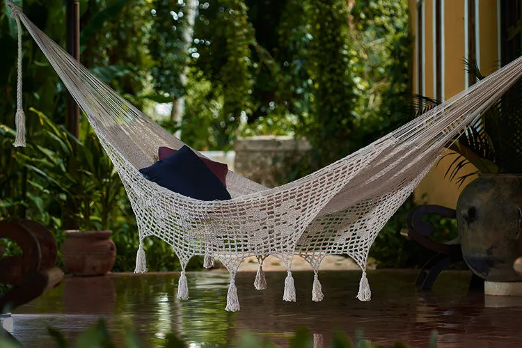 Authentic Mexican Deluxe Outdoor Undercover Cotton Hammock in Ivory