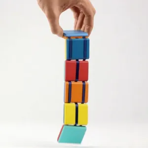 Color Flip Wooden Step Change Visual Illusion Decompression Toy, TO0062