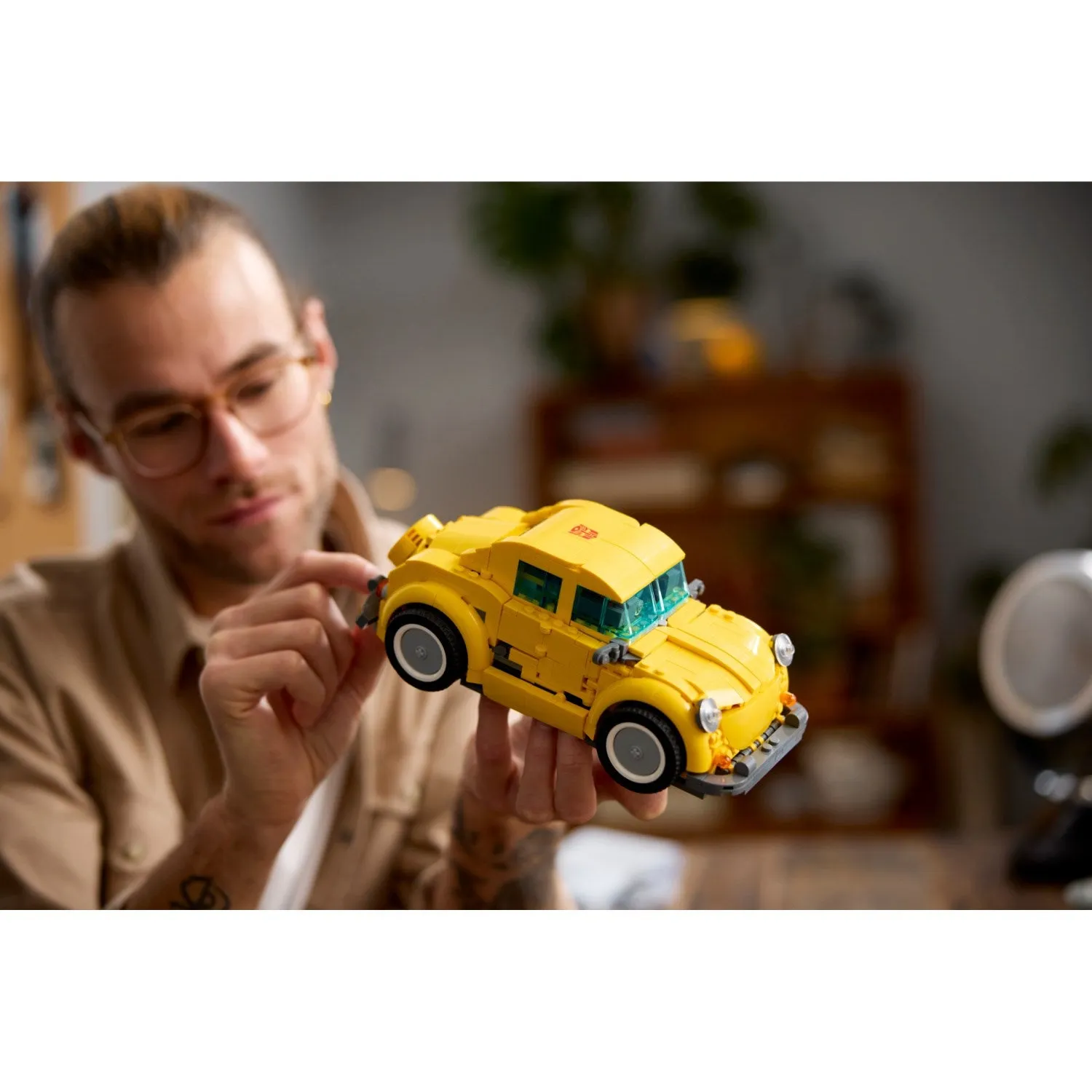 LEGO® Icons Bumblebee